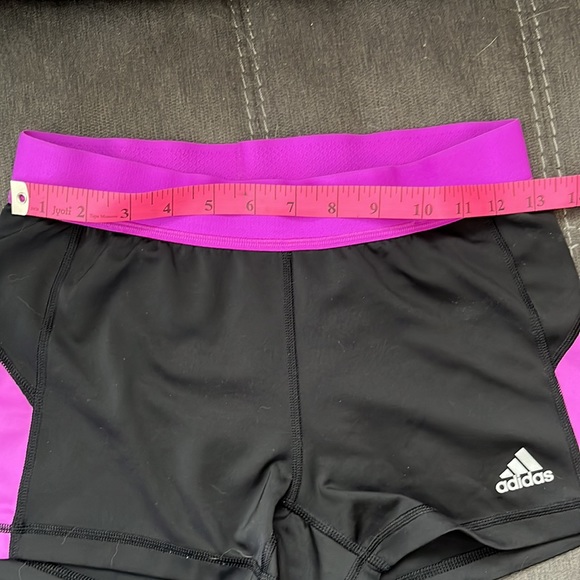 Adidas compression shorts - Picture 4 of 5